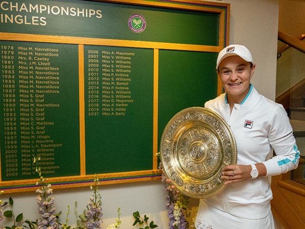 Ashleigh Barty Terima Penghargaan WTA Player of the Year