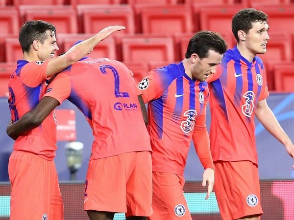 Milan Gali Informasi Duo Bek Tengah Chelsea, Christensen dan Rudiger