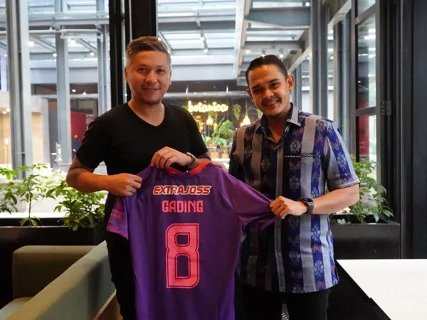 Gading Marten diperkenalkan sebagai vice president marketing Persik Kediri