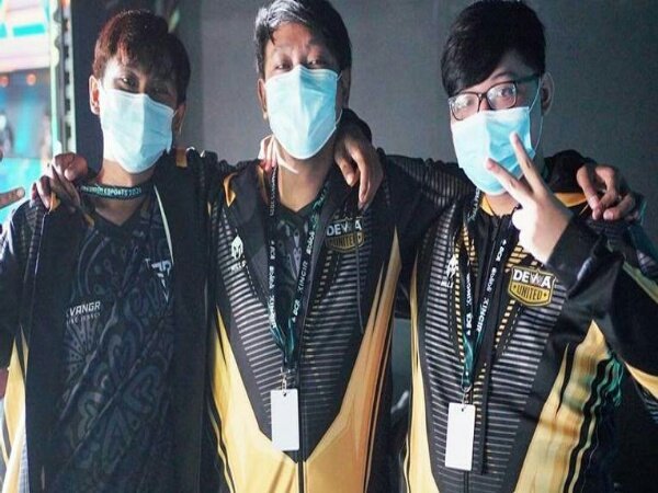 Piala Presiden Esports 2021: Dewa United Sapu Bersih Cabang Game Lokal