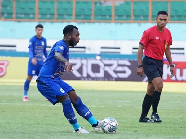 Nerius Alom resmi didepak PSIS Semarang