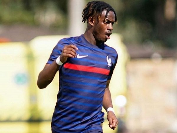 Milan Siapkan Langkah Bidik Warren Bondo Dari Nancy