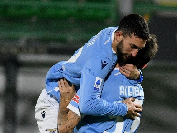Ultras Lazio Sudah Tidak Sudi Terima Francesco Acerbi di Roma
