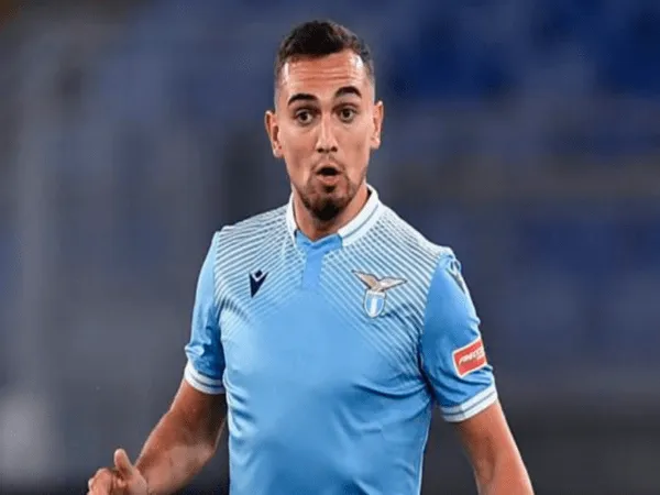Gelandang Lazio diminati Alaves