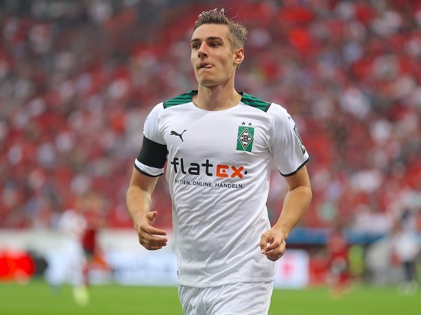 Harga Jual Anjlok, Milan dan Napoli Ingin Rekrut Florian Neuhaus