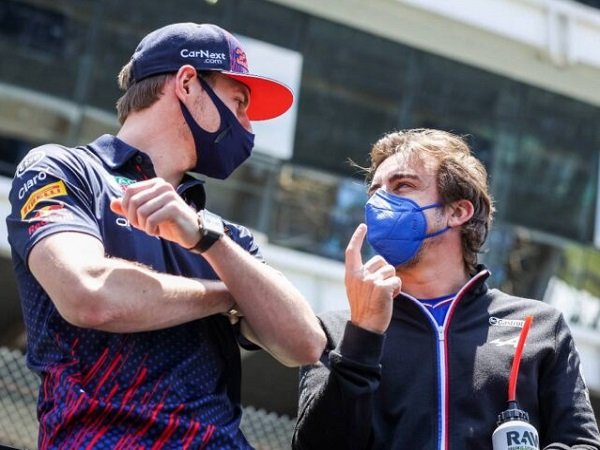 Verstappen Berharap Fernando Alonso Bisa Kembali Bersinar di F1 2022