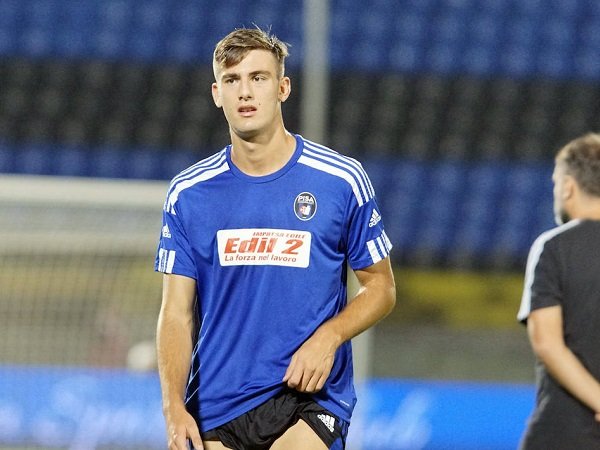 Milan Rencanakan Dialog Dengan Pisa Soal Peluang Transfer Lorenzo Lucca