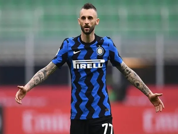 Inter pagari Brozovic dengan kontrak baru