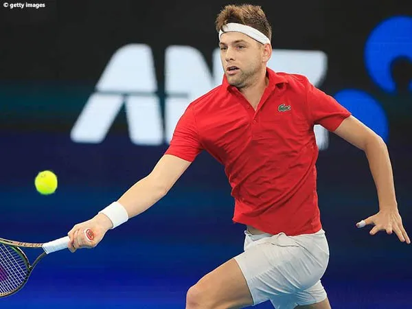 Filip Krajinovic tampil habis-habisan demi kesuksesan Serbia di laga pertama ATP Cup 2022