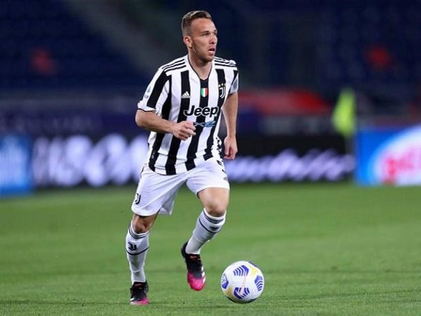 Juventus Umumkan Arthur Melo dan Carlo Pinsoglio Positif COVID-19