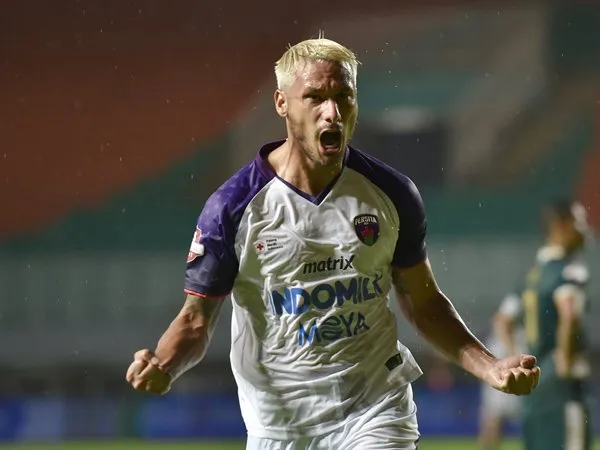 Raphael Maitimo resmi bergabung dengan Barito Putera