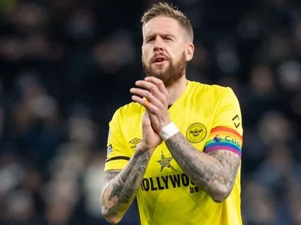 Brentford Akan Tawari Kontrak Baru untuk Pontus Jansson