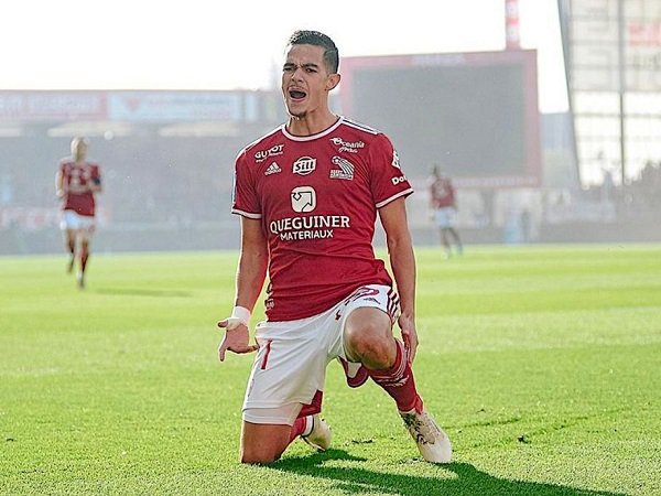 Milan Bakal Kembali Gelar Negosiasi Transfer Faivre Dari Brest