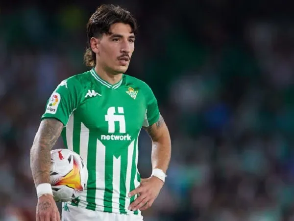 Bek sayap Real Betis, Hector Bellerin.