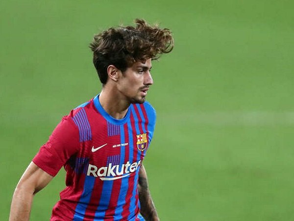 Alex Collado Lega Bisa Angkat Kaki dari Barcelona