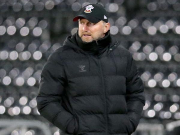 Hasenhuttl Redakan Spekulasi Pengeluaran Besar di Southampton