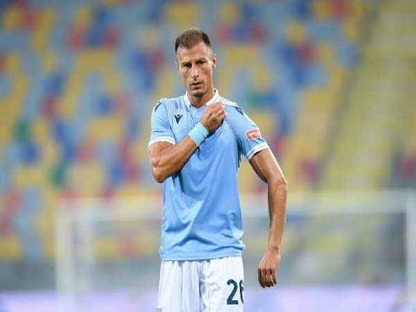 Stefan Radu Perjuangkan Tempatnya Kembali di Skuat Lazio