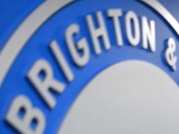 Brighton Berikan Promosi Peran Baru Untuk David Weir