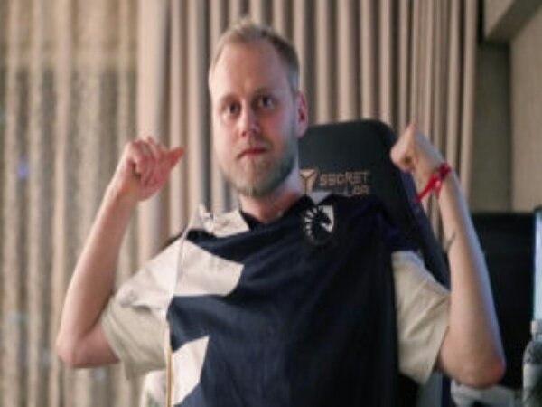 Tickles Terpeleset, Team Liquid Menjadi Kampiun Tour 1 DPC WEU 2021-2022