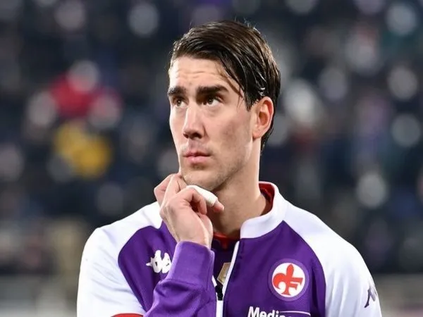 Direktur Fiorentina Akui Sudah Banyak Tawaran Masuk Untuk Dusan Vlahovic