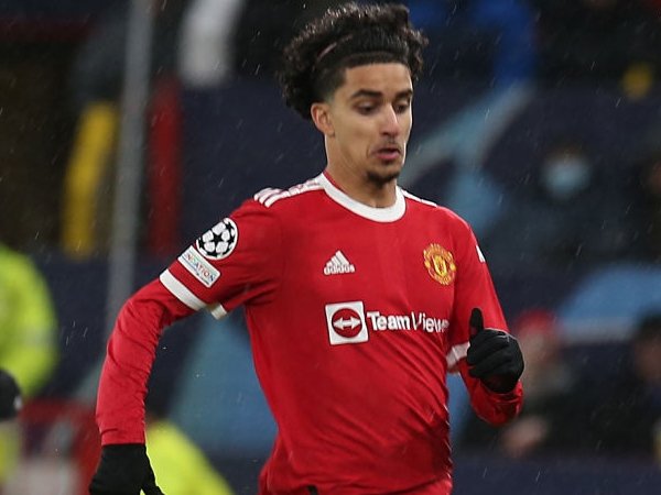 Irak Panggil Zidane Iqbal dari Manchester United