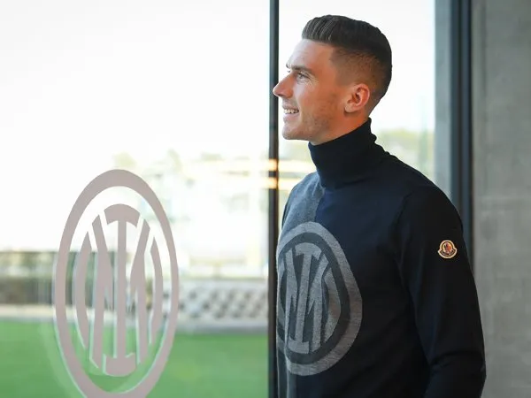 Bek kiri Inter Milan, Robin Gosens.