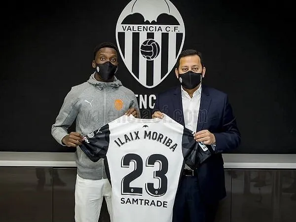 Valencia resmi perkenalkan Ilaix Moriba.