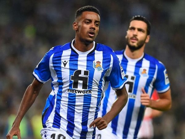 Milan Ingin Datangkan Alexander Isak, Finis Empat Besar Jadi Kuncinya