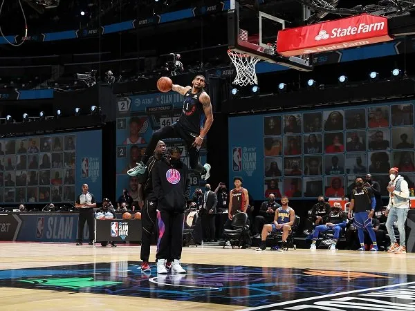 NBA rilis empat kontestan yang ramaikan Dunk Contest 2022.
