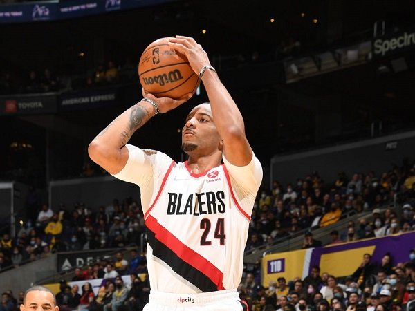 Clippers Dapatkan Norman Powell dan Robert Covington Dari Blazers