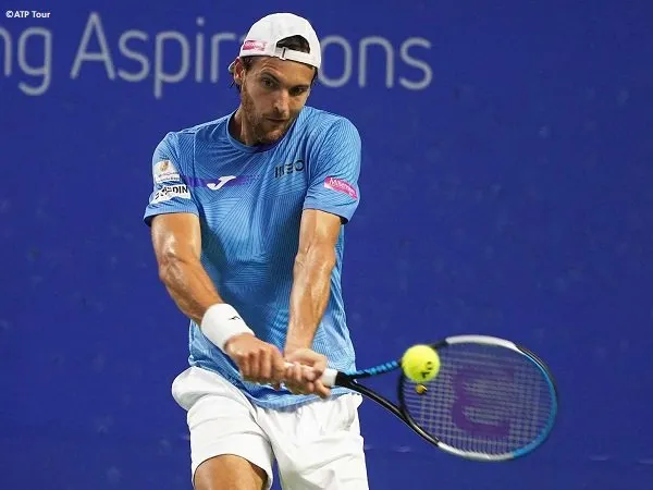Joao Sousa pupuskan harapan Elias Ymer di semifinal Maharashtra Open 2022