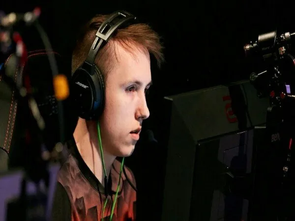 Ropz Positif Covid-19, Absen Bela FaZe Clan di Awal IEM Katowice