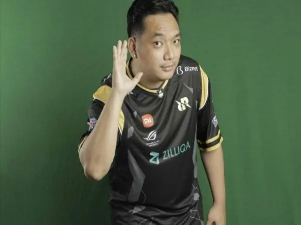 Tak Terbebani Jadi Pelatih RRQ Hoshi, Fiel Siap Lakukan yang Terbaik