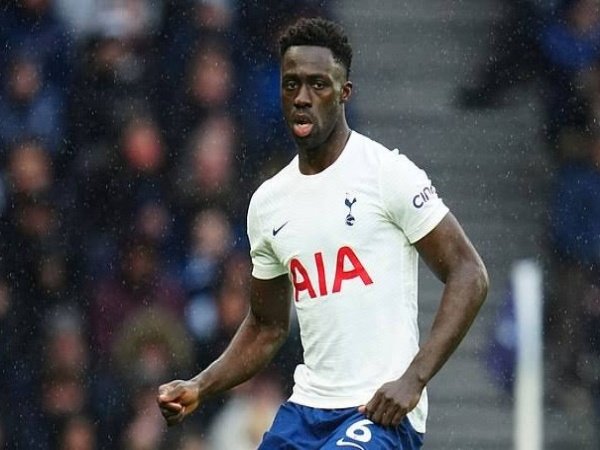 Penampilan Davinson Sanchez Saat Dikalahkan Wolves Dikecam Jenas