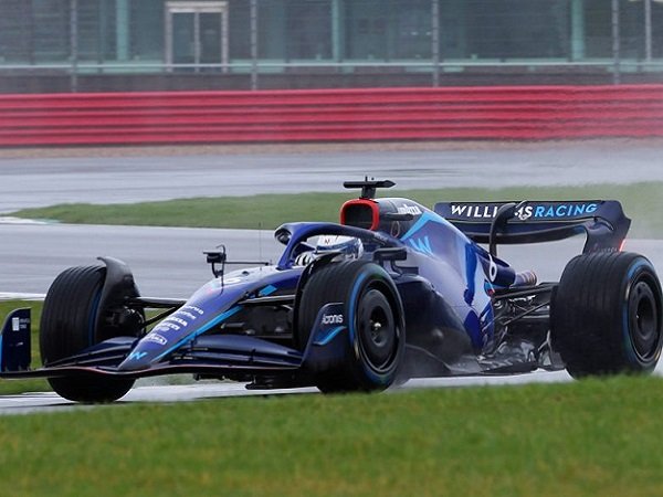 Williams Turunkan Mobil FW44 dalam Shakedown di Sirkuit Silverstone