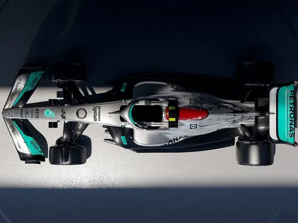 Mercedes resmi perkenalkan mobil anyar W13.