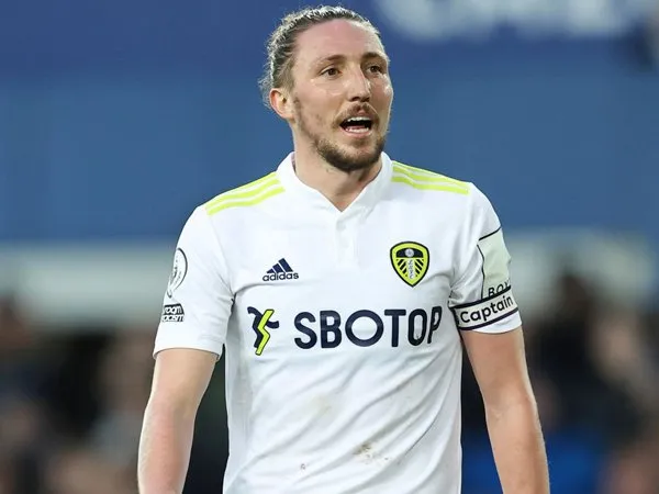 Kapten Leeds United, Luke Ayling.