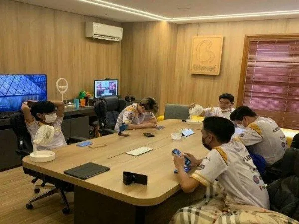 Klasemen Week 1 MVP MPL ID S9: Dominasi RRQ Hoshi, Alberttt Memimpin