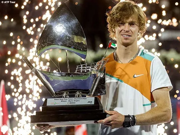 Andrey Rublev tak biarkan Jiri Vesely naik podium juara di Dubai musim 2022