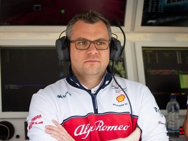 Direktur Teknik Alfa Romeo, Jan Monchaux.