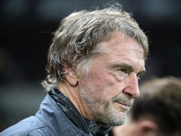 Jim Ratcliffe Tak Tertarik Beli Chelsea dari Roman Abramovich