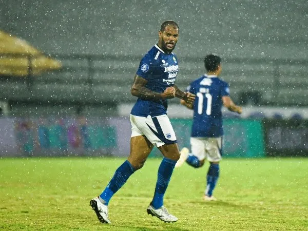 Persib Bandung sukses kalahkan Persiraja 3-1