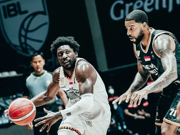 Pemain asing NSH Mountain Gold Timika, Shavar Newkirk. (Images: IBL)