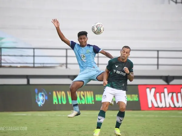 Laga Persela Lamongan kontra Persikabo 1973