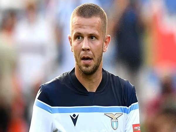 Betah di Copenhagen, Vavro Tidak Berniat Balik ke Lazio