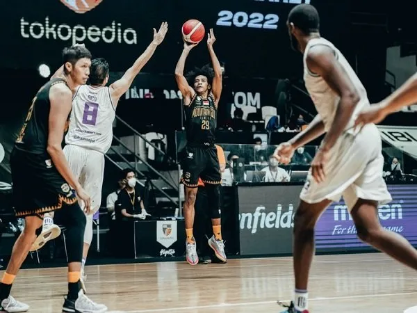 NSH Mountain Gold masih terlalu perkasa untuk Bali United Basketball.