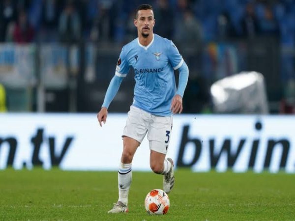 Lazio Siap Ditinggalkan Beberapa Defendernya di Musim Panas Mendatang