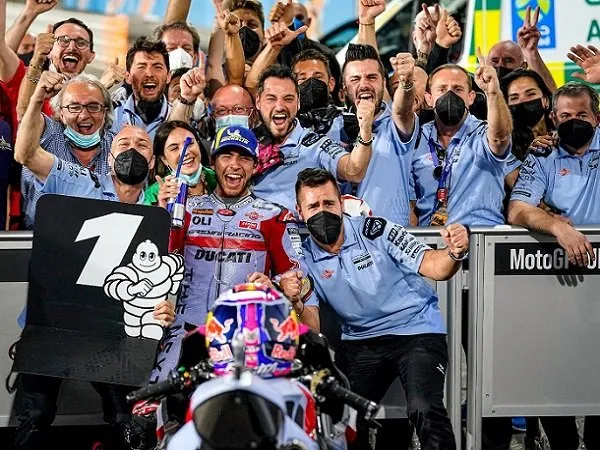 Enea Bastianini masih puncaki klasemen MotoGP.