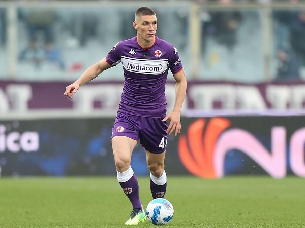 Milenkovic Jadi Alternatif Milan Jika Gagal Rekrut Botman