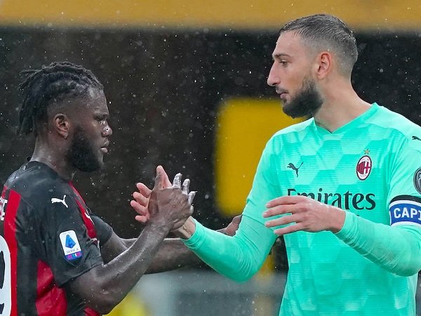 Berkaca Saga Donnarumma, Milan Tak Cemas Ditinggal Kessie
